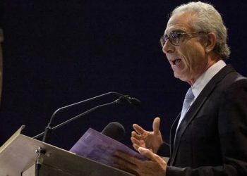 Zedillo pide evitar regresión democrática y cuestiona populismo en AL