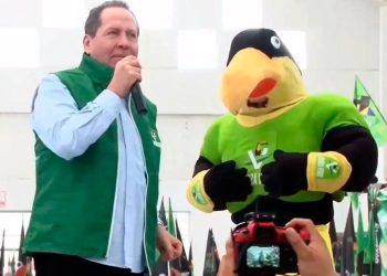 Tras renunciar al PRI, se une Eruviel al Partido Verde