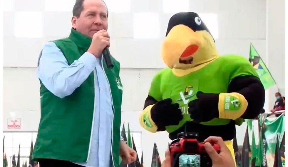 Tras renunciar al PRI, se une Eruviel al Partido Verde