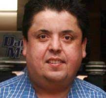 &nbsp;Jorge Elías Retes sacando el buey de la barranca&nbsp;