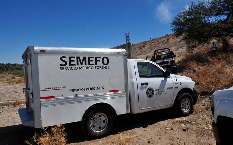 Hallan a dos hombres sin vida en terreno baldío de Nogales
