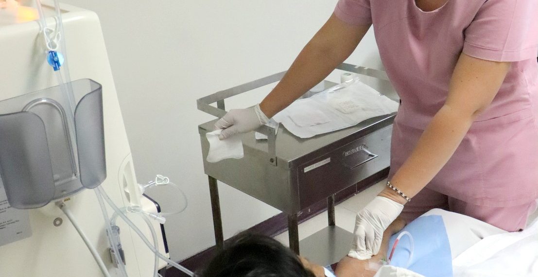 Recomienda Isssteson “8 reglas de oro” para cuidar los riñones