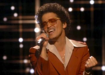 Afirman que Bruno Mars debe 50 mdd a un casino en Las Vegas