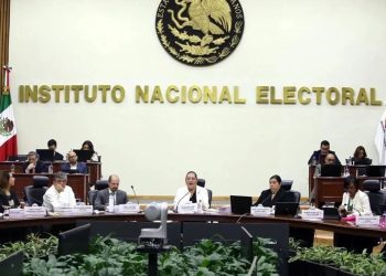 Prohíbe INE difundir logros de gobierno