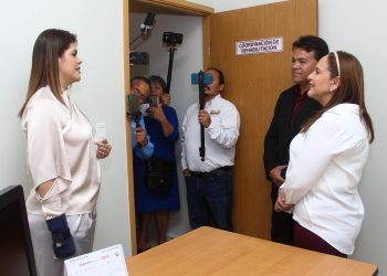 Inaugura Doctora Karla Córdova González Centro de Salud Municipal