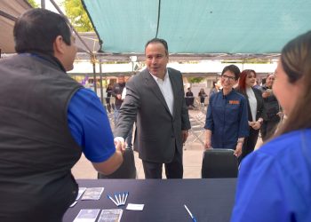 Vamos en Hermosillo por más y mejores empleos: Toño Astiazarán