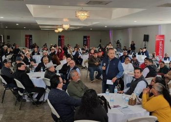 Apoyaremos a pescadores y productores agropecuarios de SLRC, en su lucha contra el abandono: Beltrones