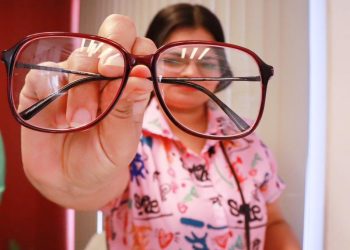 Gobierno de Sonora brinda detalles sobre la distribución de lentes de la “Jornada Optometrista Poder Ver 2024”