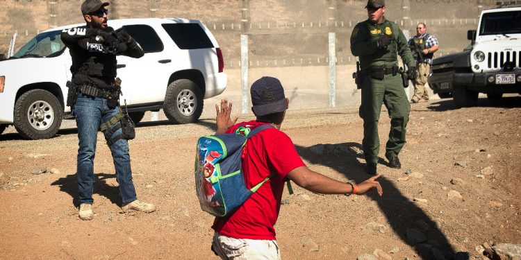 Migrantes denuncian operativos más violentos en la frontera norte de México