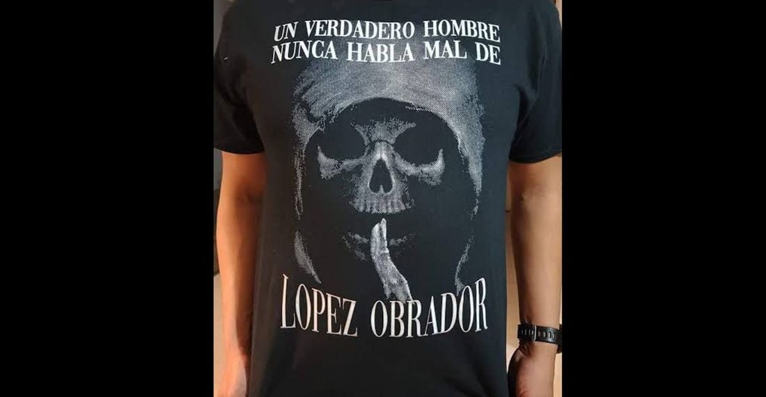 Morena causa revuelo en redes por playera de la Santa Muerte