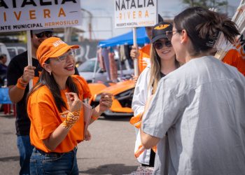 Estacionamientos gratuitos en centros comerciales y de servicio como Presidenta Municipal: Natalia Rivera