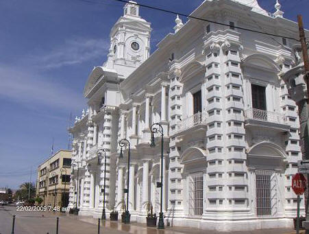 Gobierno de Sonora mantendrá apoyo en mesa de negociación para reanudar clases en Unison
