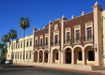 Gobierno de Sonora mantendrá apoyo en mesa de negociación para reanudar clases en Unison