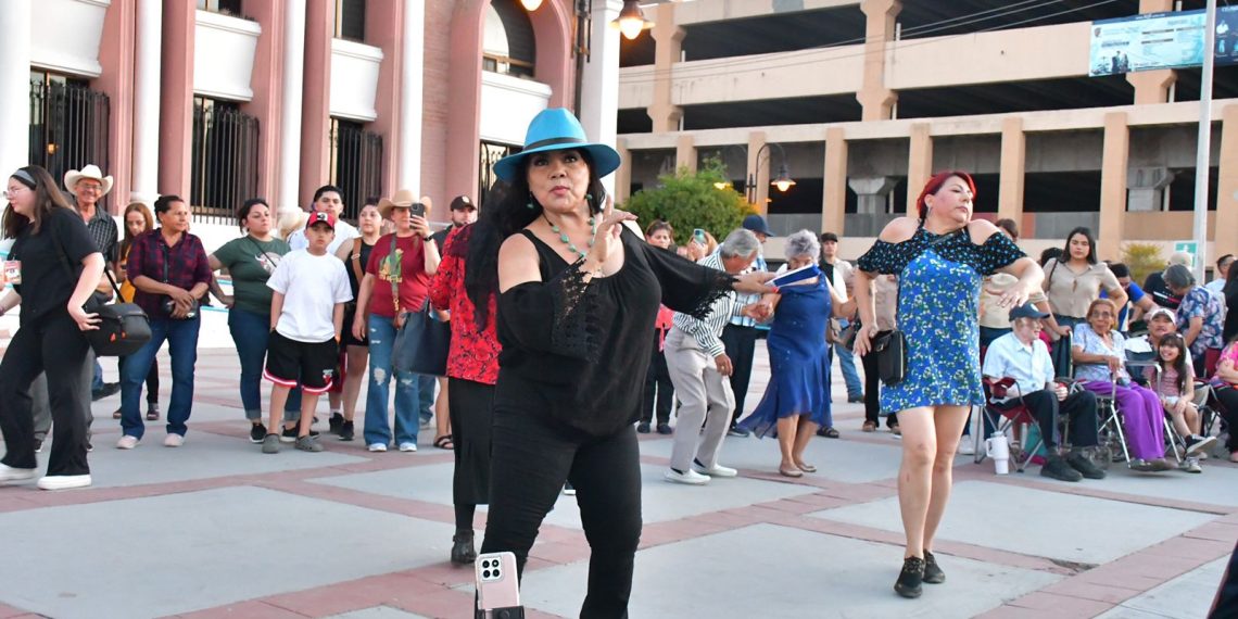 Música, arte, cultura y gastronomia en el primer día de actividades de Fiestas del Pitic 2024