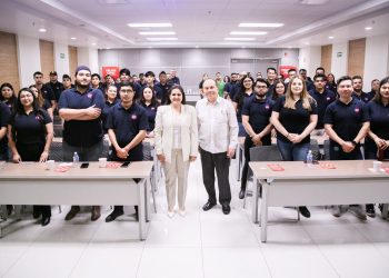 Celida López logra apoyo de líderes en tecnología