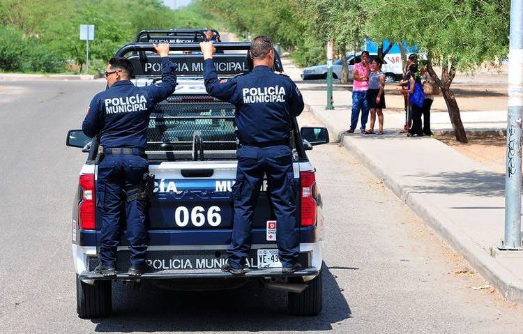 Arrestan a dos policías municipales por muerte de un detenido 