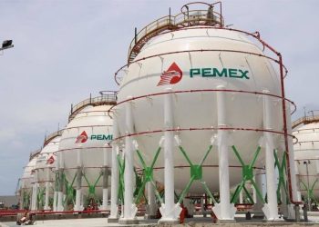 Cae producción de Pemex a peor nivel en 45 años