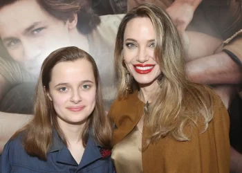 Hija de Angelina Jolie se quita el apellido Pitt