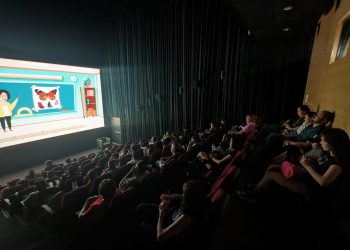 Niños, niñas y adolescentes conocen sus Derechos a través de una exitosa función de cine