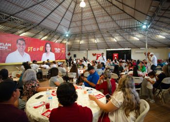 Celida y Froylán llaman al voto útil en Puerto Peñasco