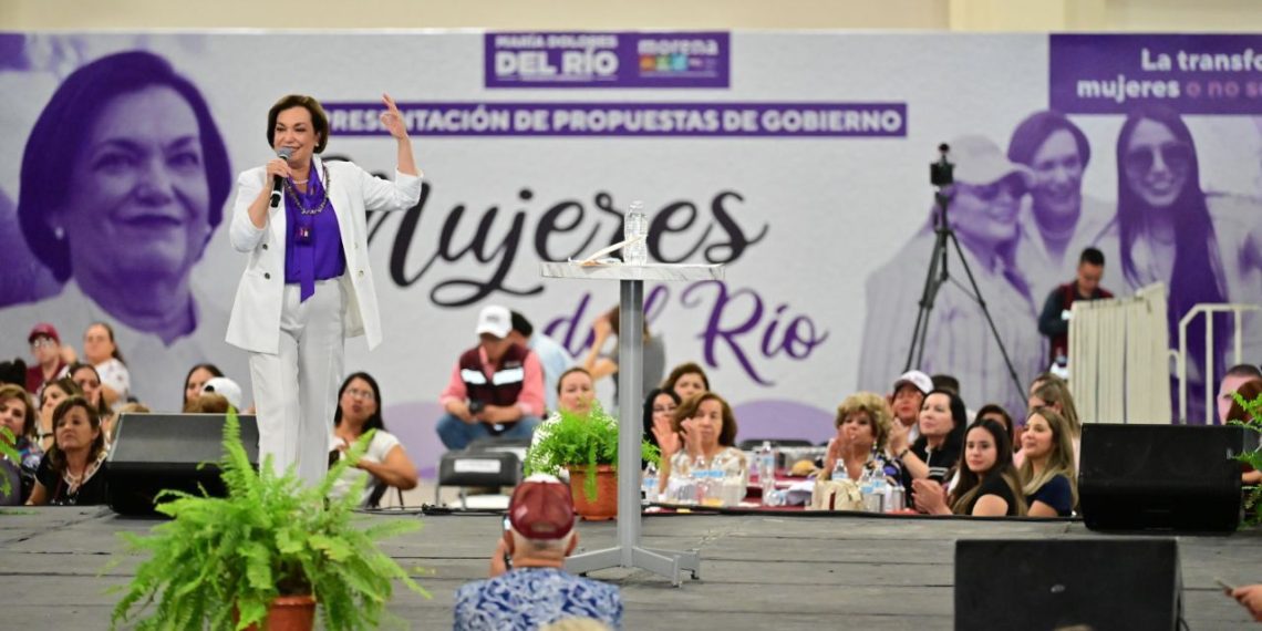 Pensión y tarifa social para jefas de familia, condinación de adeudos de agua y creación del Instituto de la Mujer Hermosillense: Compromisos de María Dolores del Río