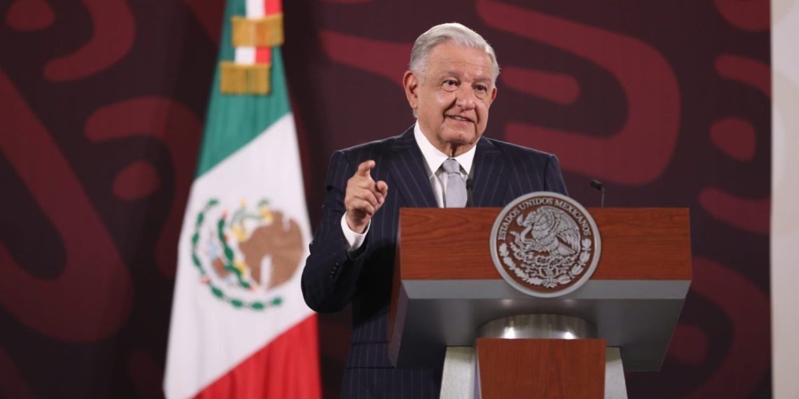 Confía AMLO dejar al 100% sistema de salud