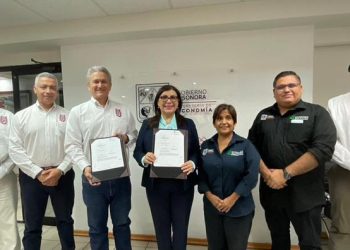 Firman convenio el Consejo Sonorense Regulador del Bacanora y el Instituto Politécnico Nacional