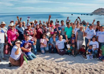 Presenta doctora Karla Córdova González, candidata a la presidencia municipal, propuestas de trabajo en La Manga 1