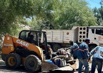 Realiza Servicios Públicos Municipales primeros descacharres del mes de mayo