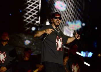 Pone Yandel a bailar a ritmo de reguetón a miles de hermosillenses en Fiestas del Pitic 2024
