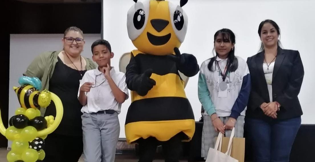 Destacan estudiantes sonorenses en concurso nacional de deletreo y ortografía en inglés