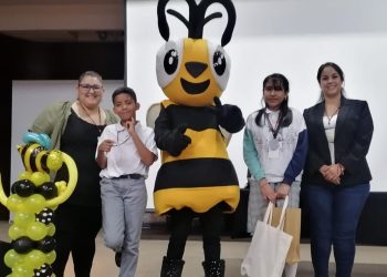 Destacan estudiantes sonorenses en concurso nacional de deletreo y ortografía en inglés