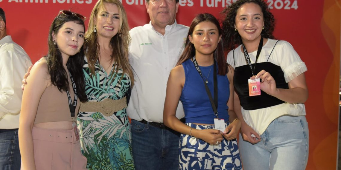 Certifica Gobierno de Hermosillo a segunda generación de anfitriones y promotores turísticos