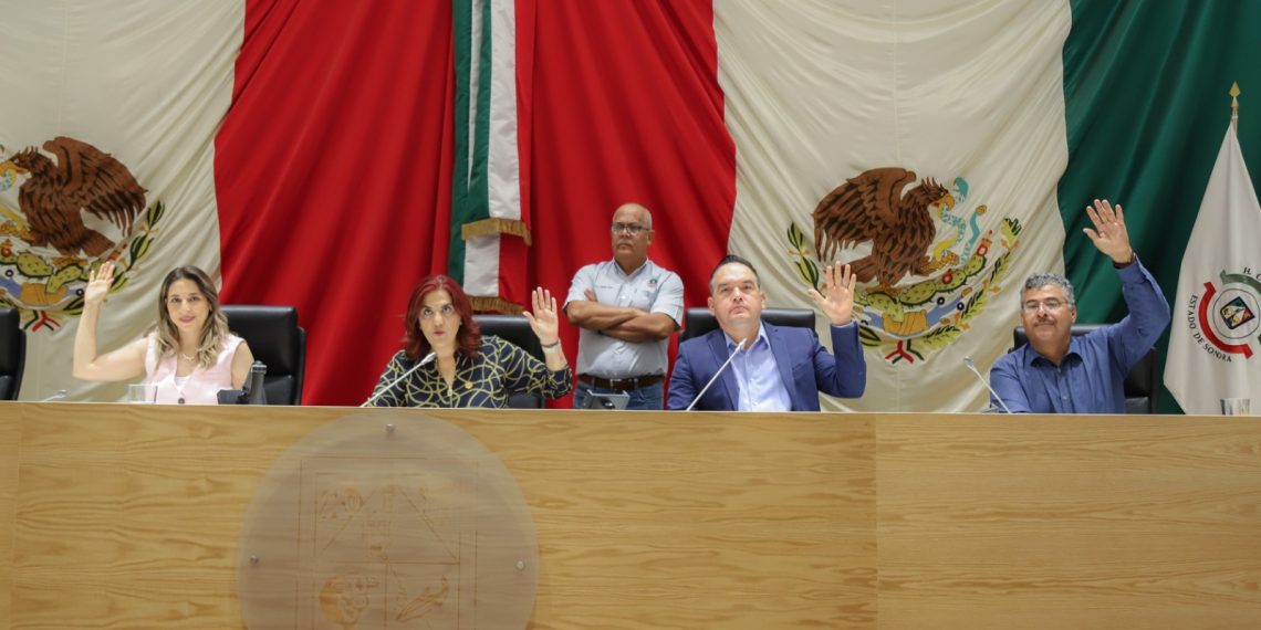 Aprueba Diputación Permanente renuncia de regidora y turna asuntos a comisiones