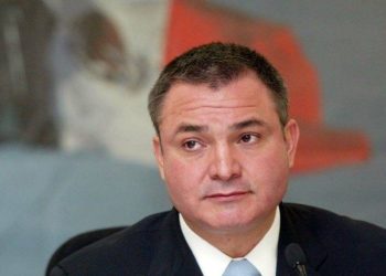 AMLO cuestiona que EE.UU. posponga la sentencia de García Luna