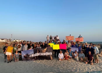 Colonos de la playa de Camahuiroa logran cancelar la construcción de una escollera