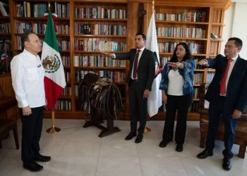 Gobernador de Sonora presenta cambios en su gabinete; hay ajustes en la SEC, DIF e Isssteson