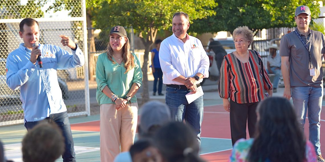 Entrega Toño Astiazarán mejoras al parque Emiliano Zapata