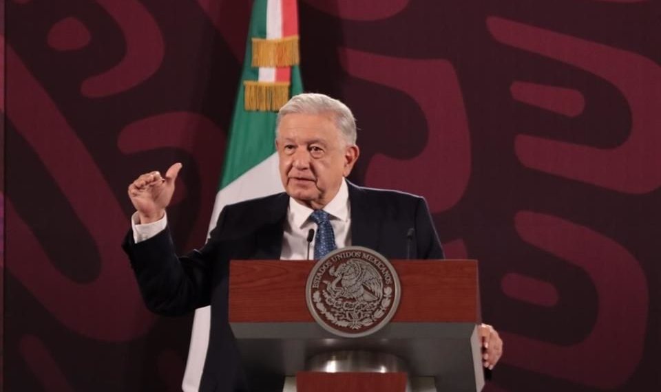 Gabinete de Sheinbaum garantiza continuidad con cambio: AMLO