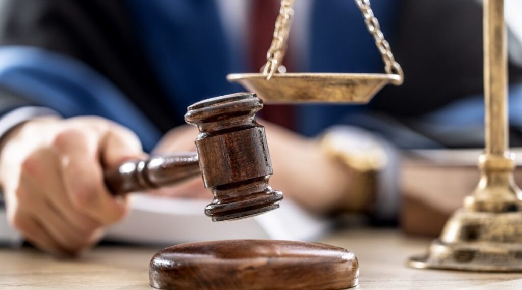 Publican en el DOF decretos de reformas a las leyes de Amnistía y Amparo