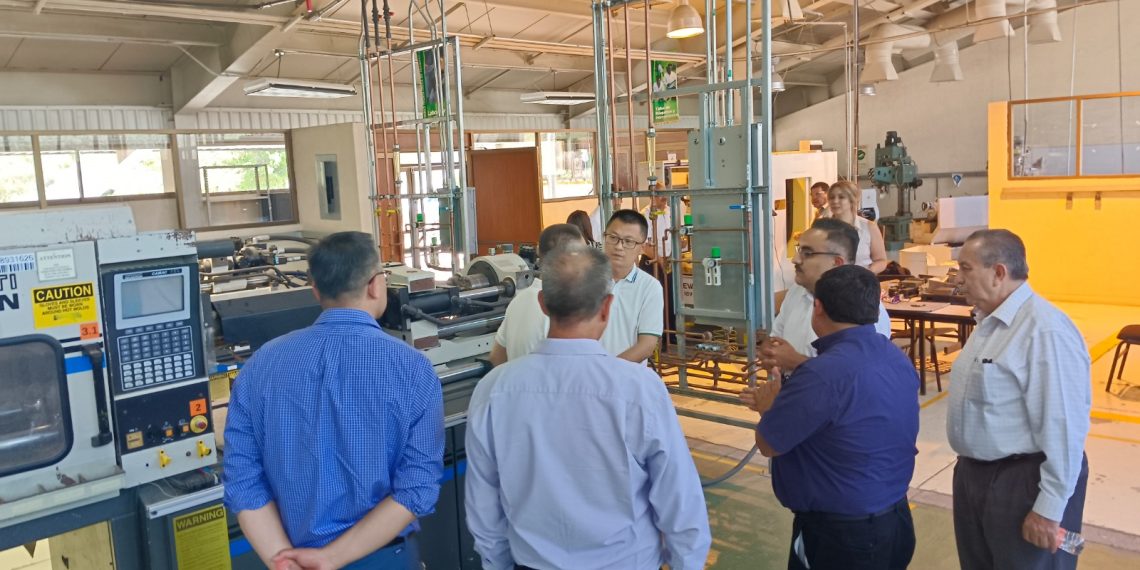 Afianza Universidad Tecnológica de Hermosillo vinculación con la industria china