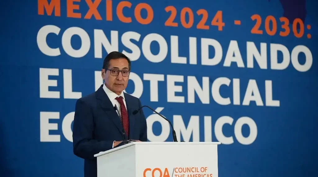 Confirma Ramírez de la O que seguirá en SHCP “por un periodo indefinido”