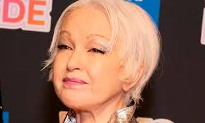 Cyndi Lauper se despide de los escenarios con gira
