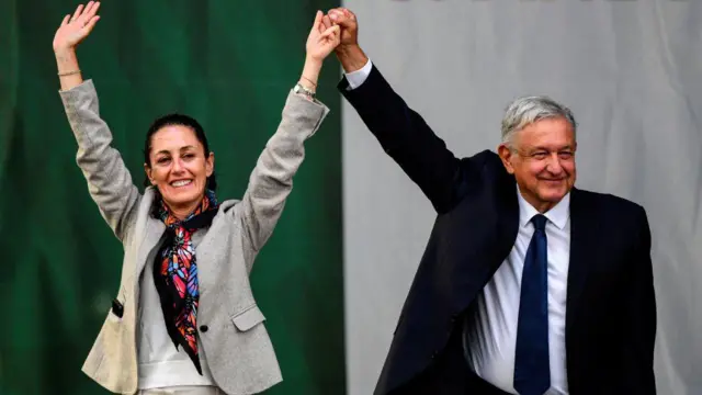 AMLO destaca que Sheinbaum ya llegó a 35 millones de votos computados; ‘Me cepilló a mi’