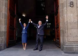 Acuerdan AMLO y Sheinbaum discusión amplia de reformas