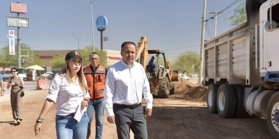 Supervisa “Toño” Astiazarán rehabilitación del bulevar Cimarrón