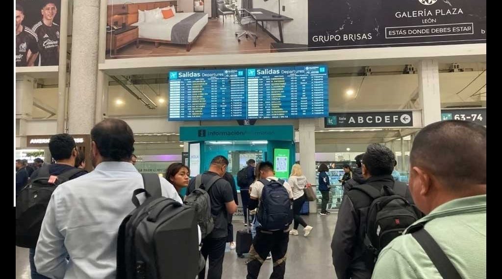 Caos en transporte aéreo global por apagón cibernético