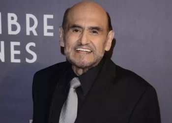 Édgar Vivar anuncia su retiro por una operación