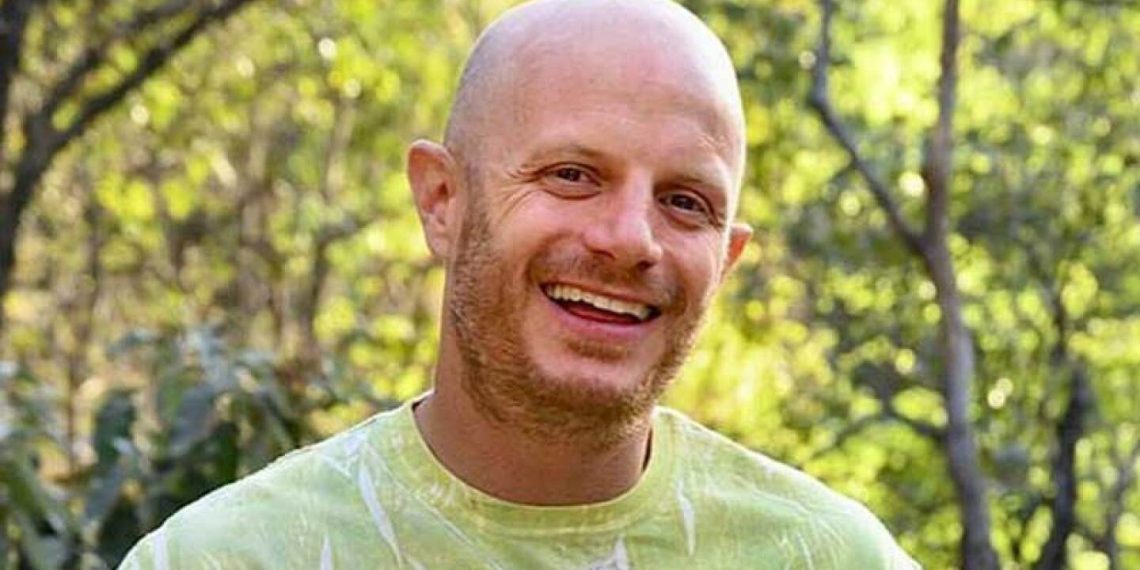 Facundo es el nuevo conductor de “Miembros al Aire”