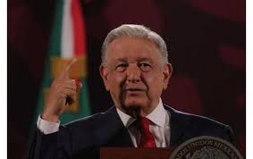 WSJ falta al respeto a Sheinbaum: AMLO